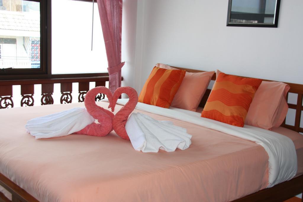 Coffeeandbeer Vandrarhem Pattaya Rum bild